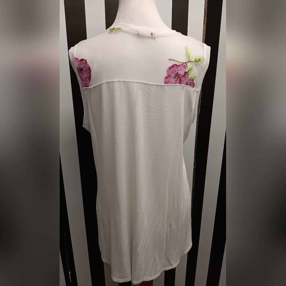 Pebble and stone tank top - Picture 2 of 13